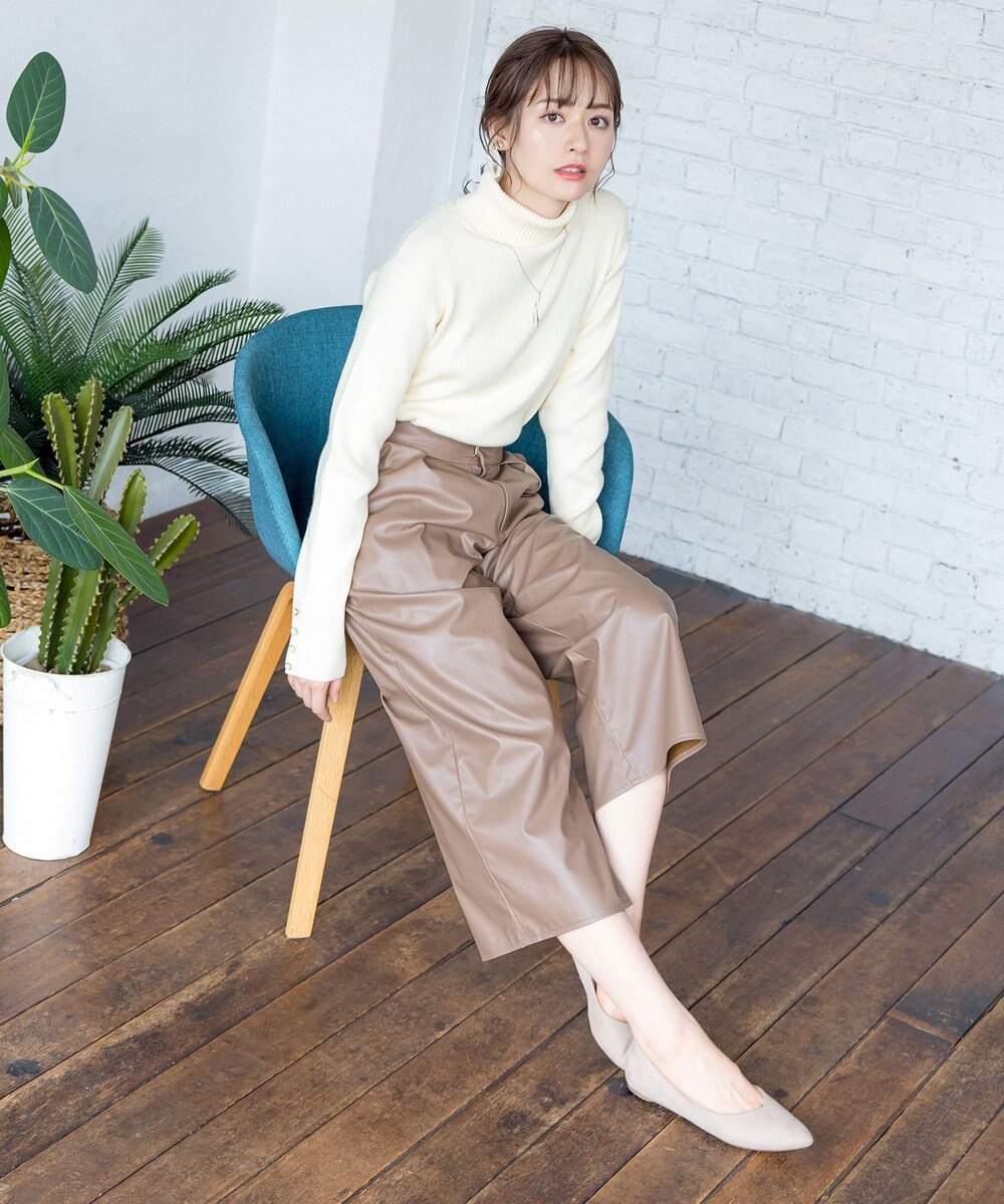 Tiaclasse 【洗える】洗練された女性スタイルを叶えるフェイクレザーワイドパンツ 