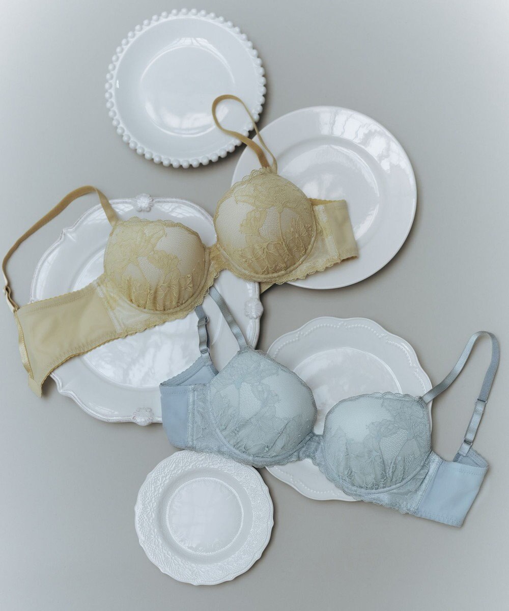 AMPHI 【SPRiNG ONLINE掲載】 ノンワイヤーブラ 谷間メイク ボリュームアップ Aカップあり 【BRAGENIC ブラジェニック 盛り胸タイプ】 ブラジャー ブラ ワイヤレス BMI448 アンフィ／ワコール 