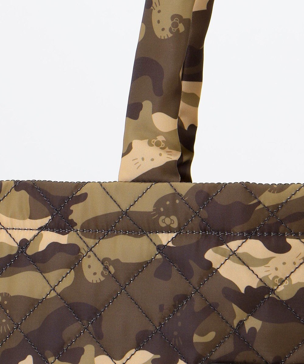 LA BAGAGERIE 【LA BAGAGERIE×HELLO KITTY】リボンチャーム付き　キルティングトート 