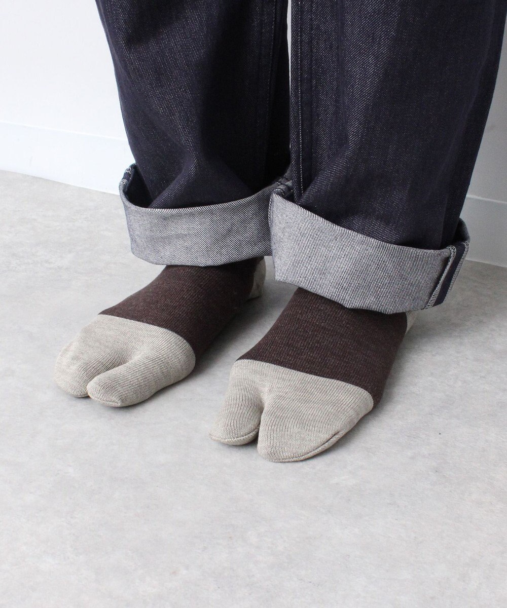 WHITE MAILS 【UNISEX】PAPER COLOR BLOCK TABI ANKLE ソックス 
