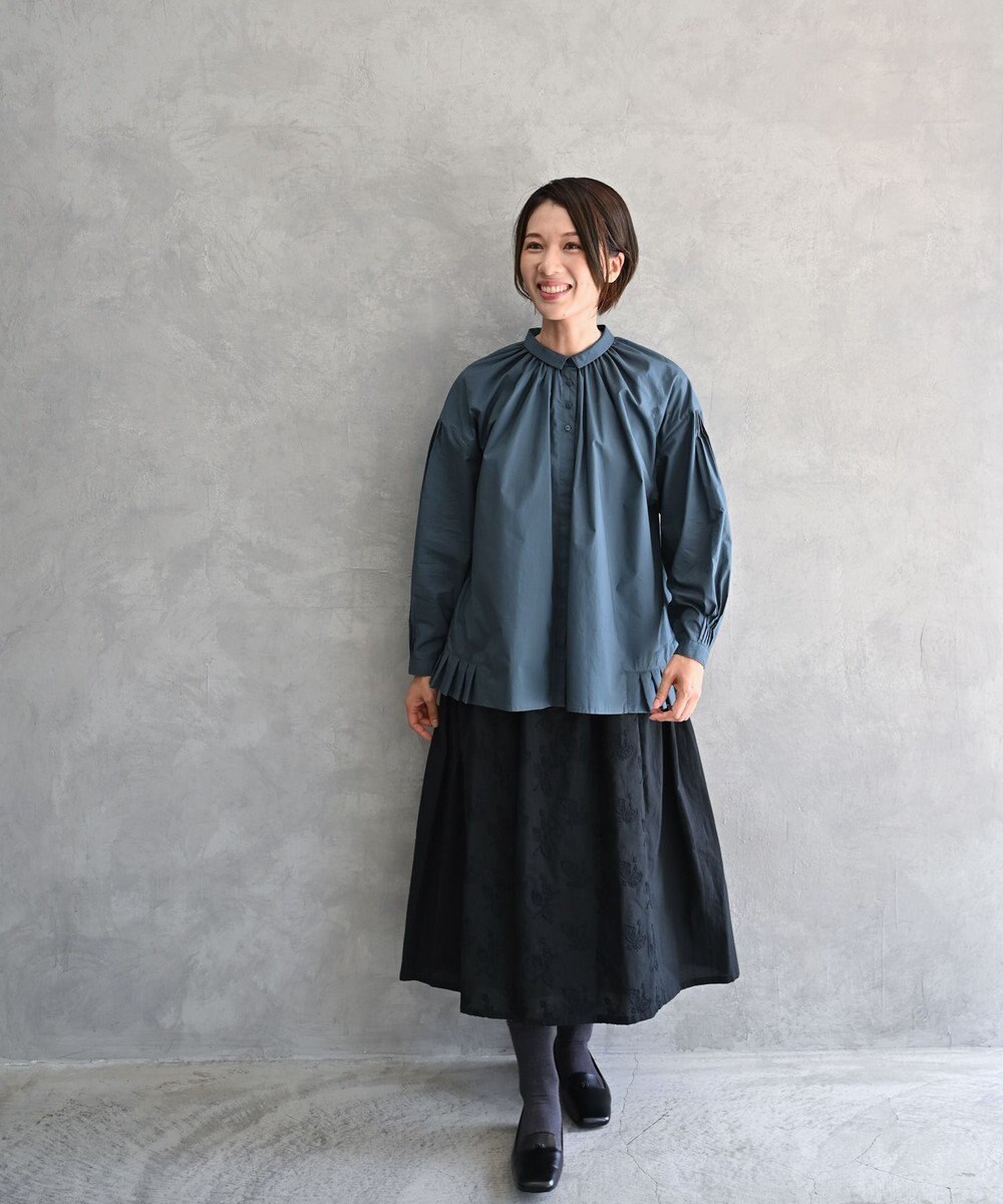 muuc 〈オーガニックコットン〉〈コットンブロード生地〉〈カラーにより異なる生地〉〈通年着られる〉コットン裾プリーツ ブラウス 