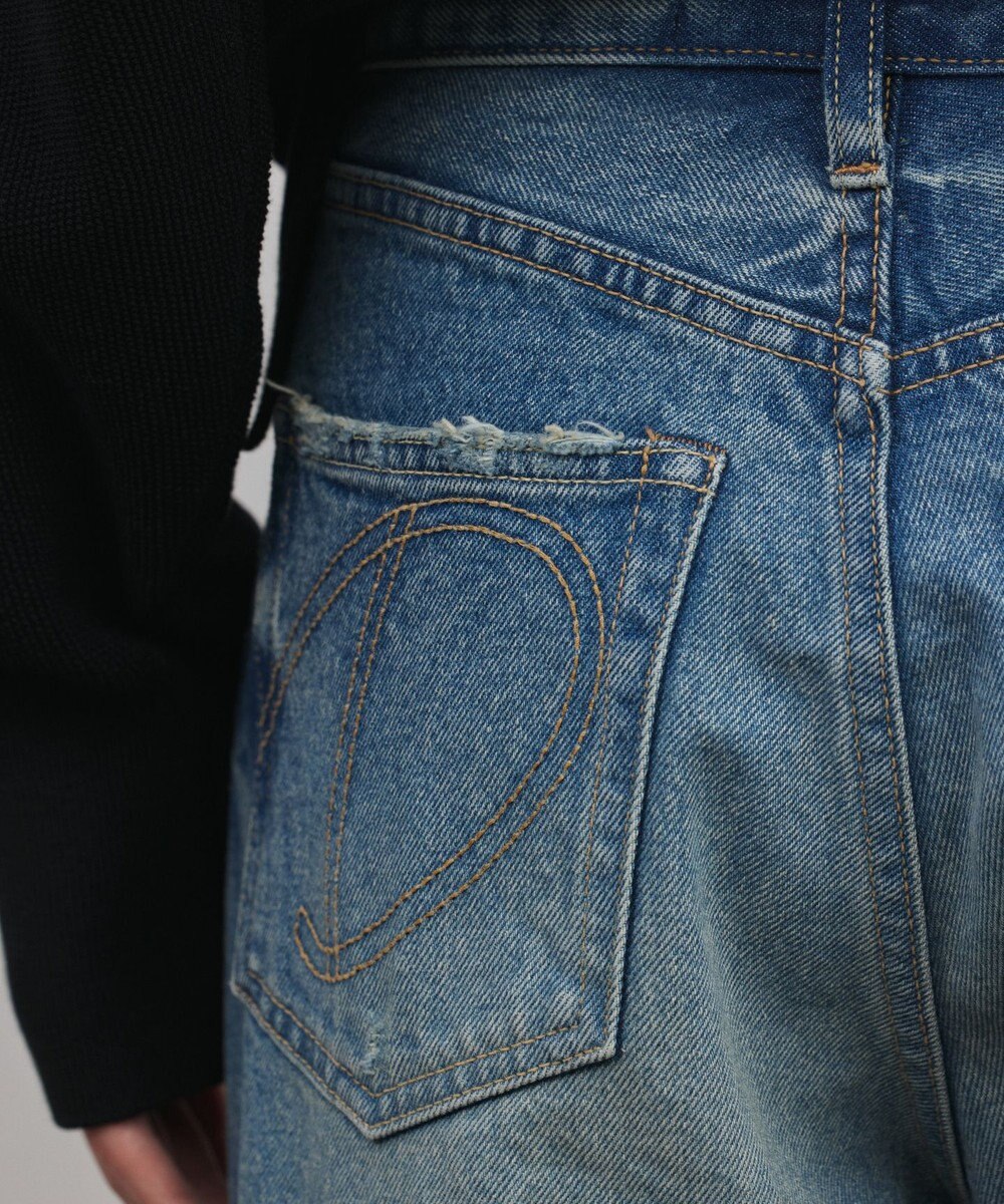 GRACE CONTINENTAL ワイドストレートデニムパンツ 