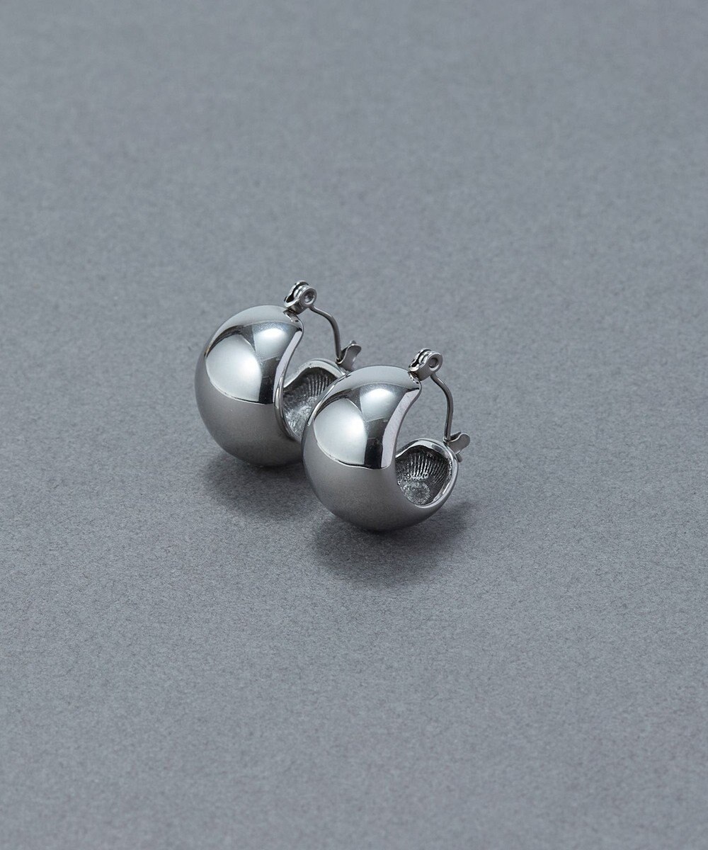 Phoebe 〈金属アレルギー対応〉ドームメタルフープピアス/シルバー　シンプル/大振り 