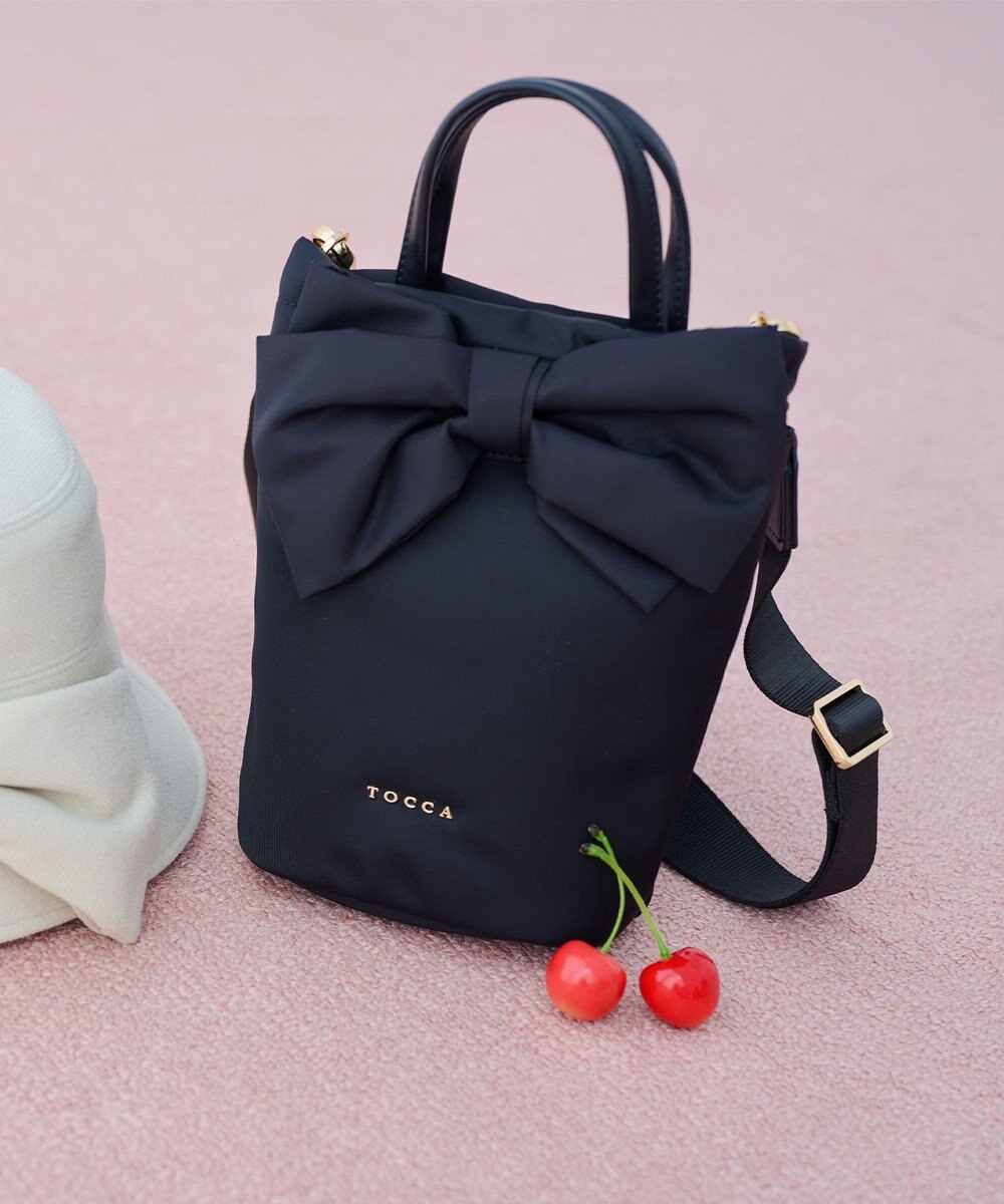 TOCCA 【泉里香さん着用】RIBBON KNOT NYLON MULTI BAG ナイロンマルチバッグ 