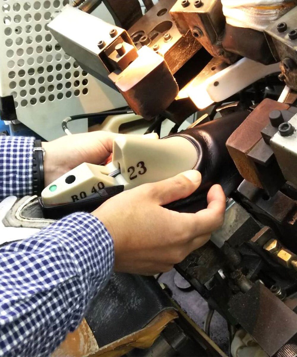 nouvelleRobe Oū サイズ追加【本革・高反発】Round ラウンドトゥ メタリックバレエシューズ 