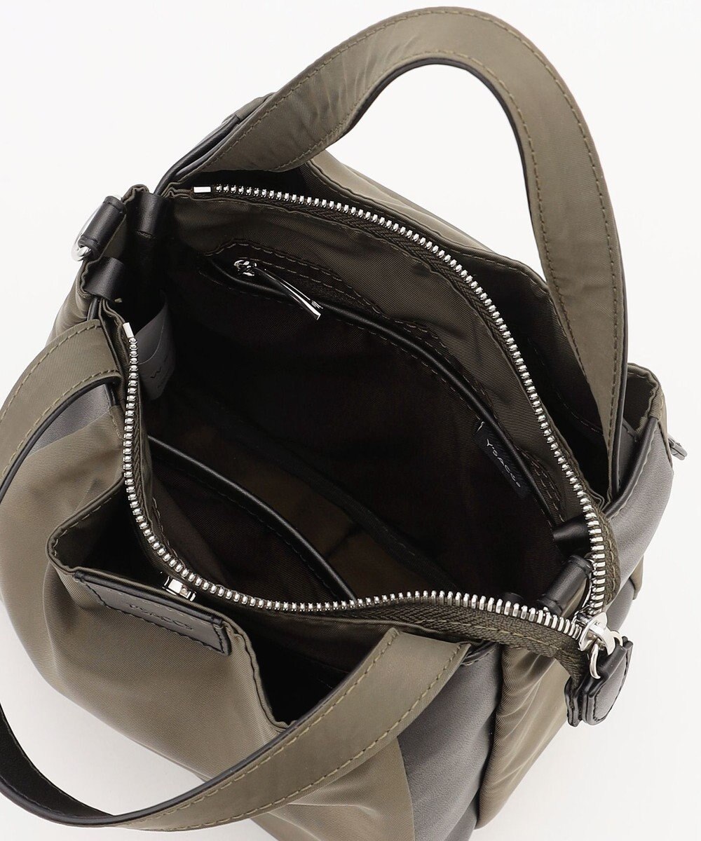 Y'SACCS スクエアすっきりトート SSサイズ 