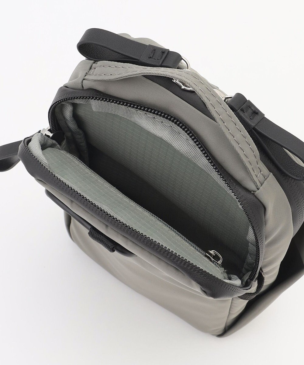 Y'SACCS WELLBA ミニショルダーバッグ 