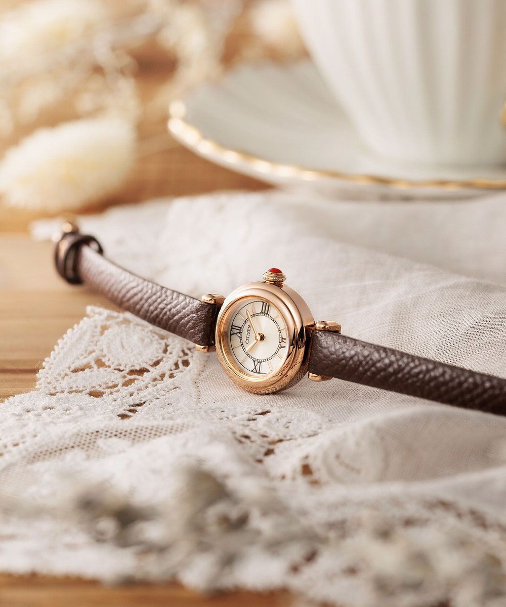CITIZEN 【アンティークな雰囲気】 18.4mm 小さくて可愛い 上品でおしゃれ 光発電エコ・ドライブ 