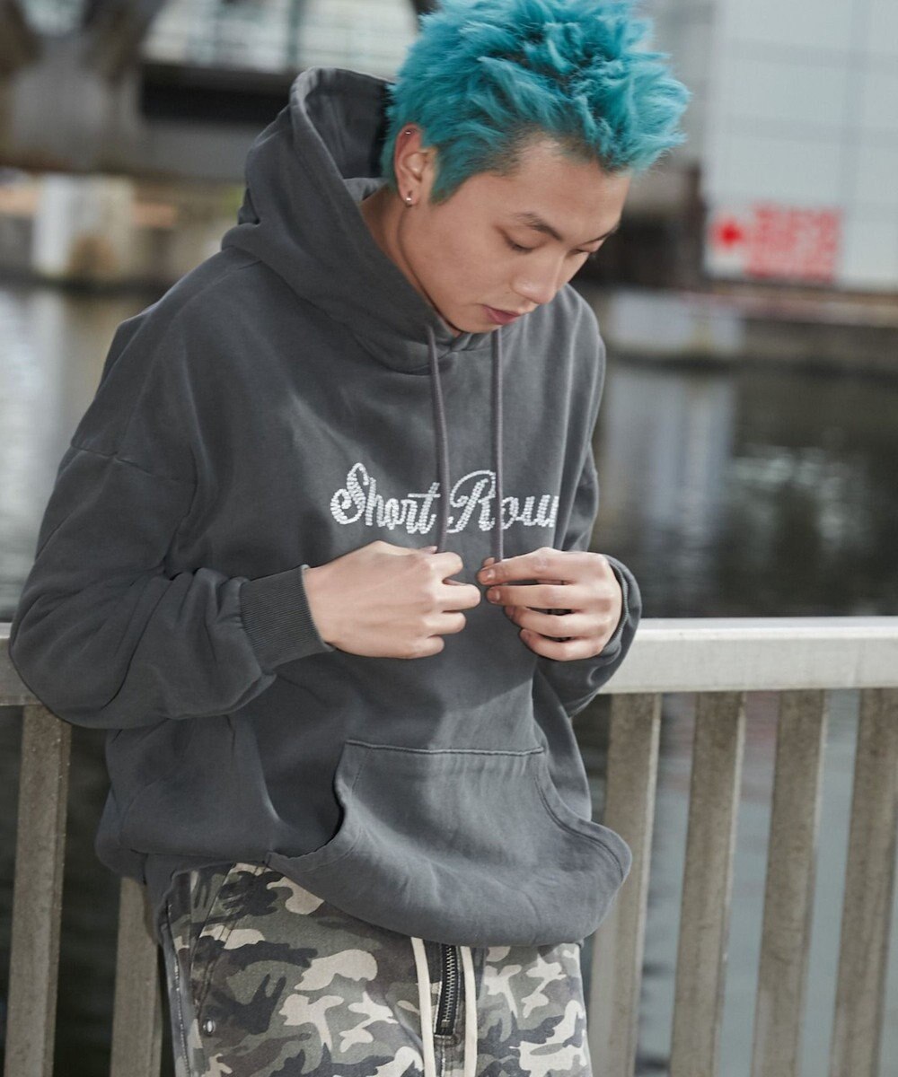 WEGO 【ユニセックス着用ITEM】ピグメントラメグラフィックプルパーカー 