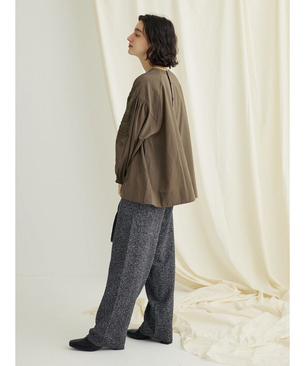 CRAFT STANDARD BOUTIQUE モチーフ刺繍ピンタックブラウス 