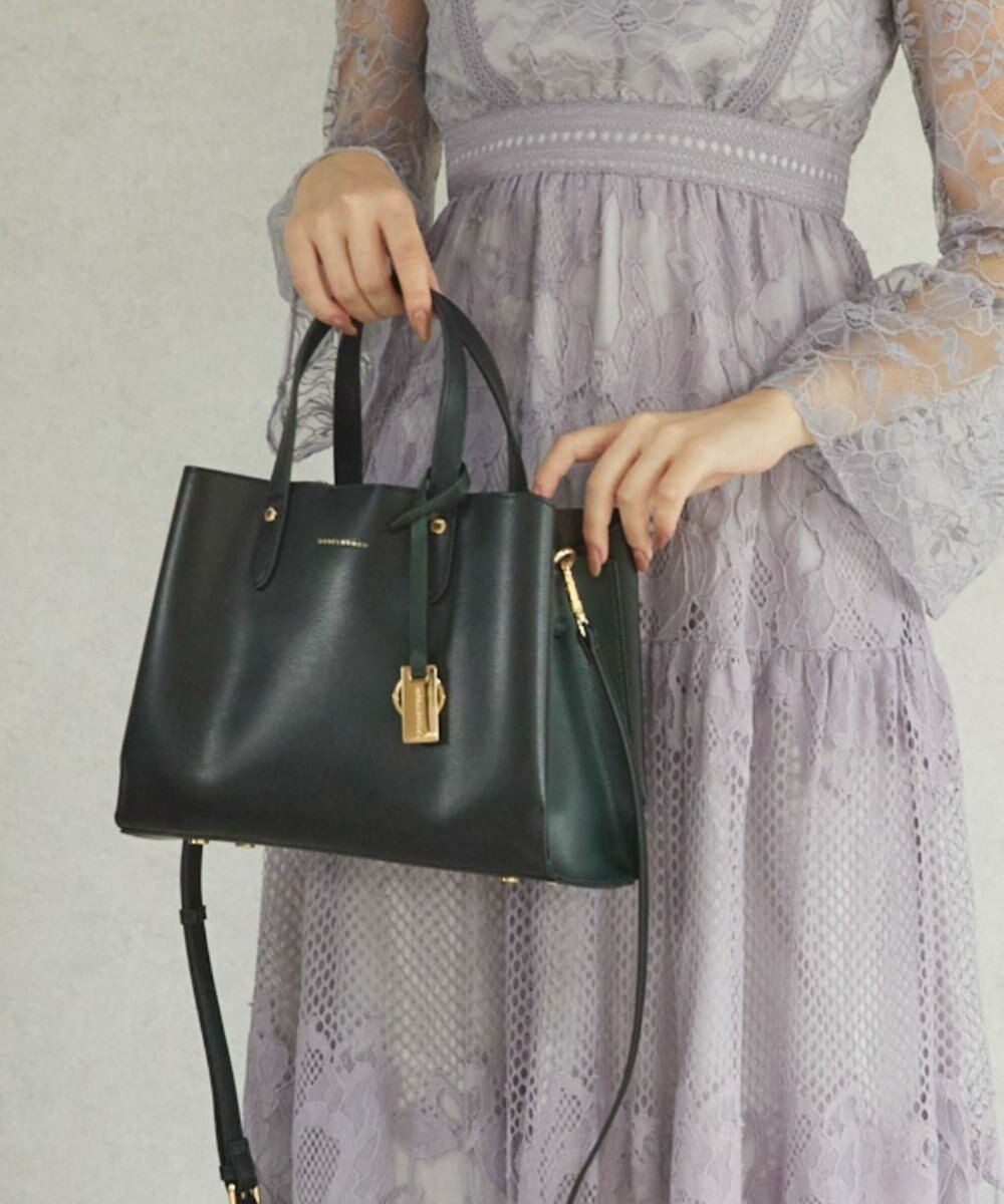 style code 【MERCURYDUO/マーキュリーデュオ】両アオリポケットサイド配色大開き開口 超軽量ハンドバッグ キーチャーム付 