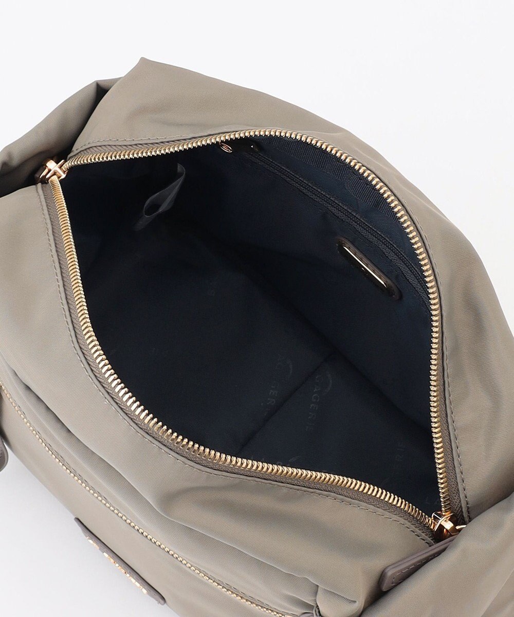 LA BAGAGERIE メタルバックル　ボックスショルダー　SSサイズ 