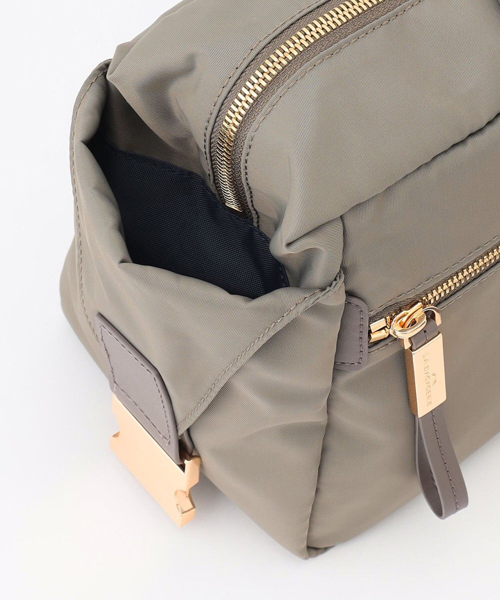 LA BAGAGERIE メタルバックル　ボックスショルダー　SSサイズ 