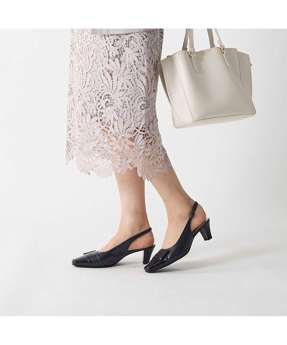 Riz raffinee <Riz raffinee>バックルモチーフバックベルトパンプス 