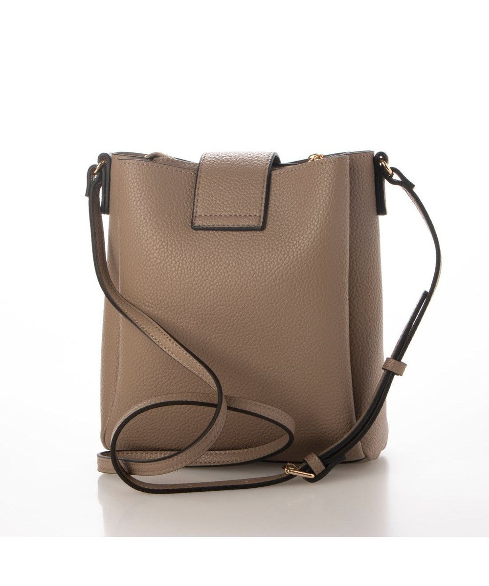 UNBILLION 【テレビ ドラマ着用アイテム】カシュカシュ cachecache / 3つ口縦型ショルダーバッグ 