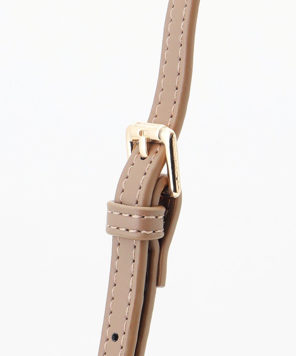 自由区 【SHIHOさん着用】フラップカーブミニクラッチ バッグ 