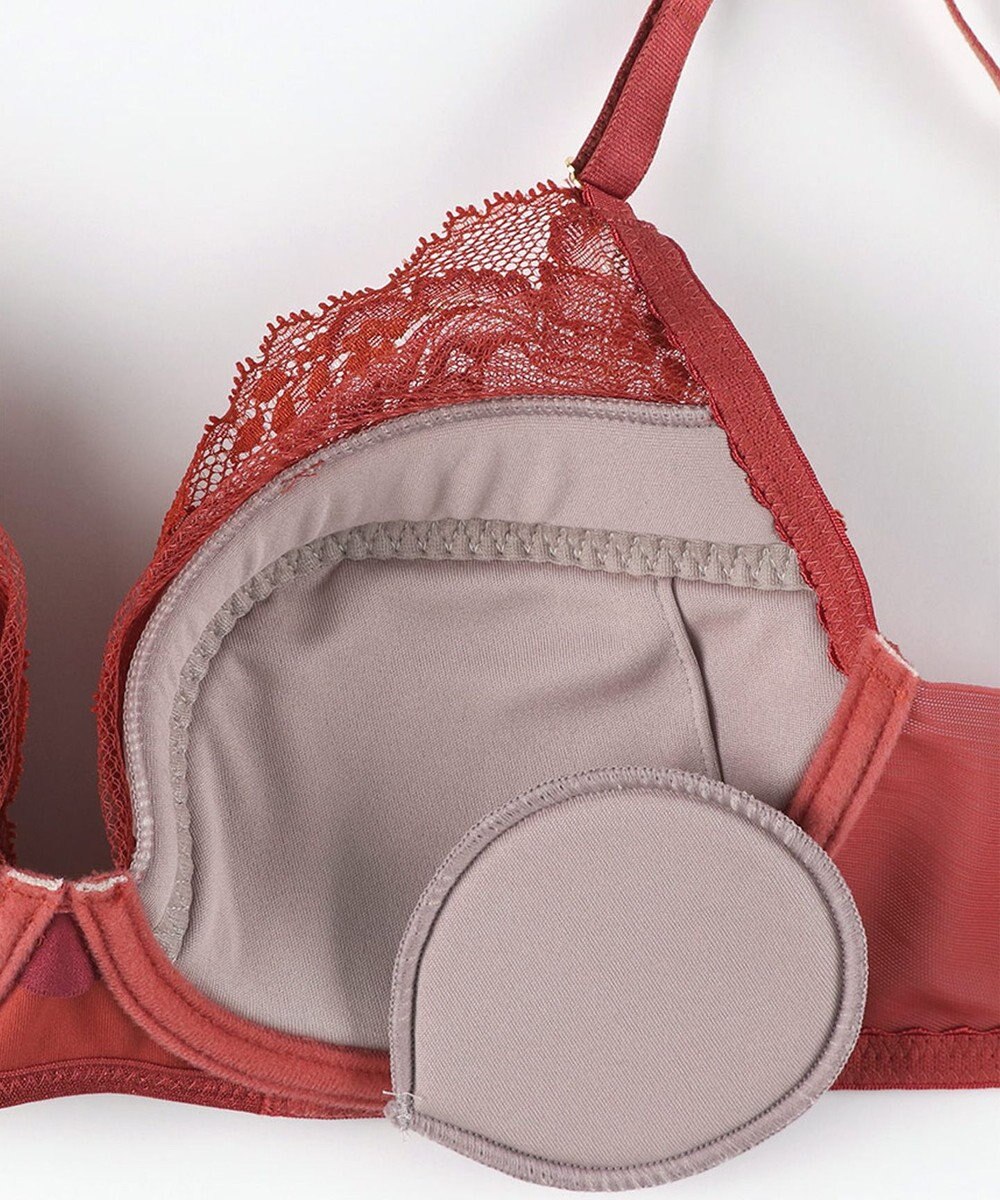 Wing 【SHIHOさん着用】 ブラジャー 自分のからだに合うフィット感 バストになじみやすい 背中すっきり 【マッチミーブラ】 ブラ KB2004 ウイング／ワコール 