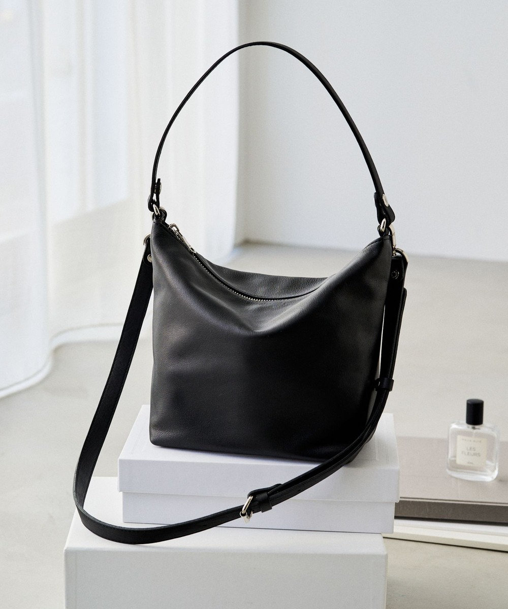 russet 《3/4～価格改定》ソフトレザーシンプルショルダーバッグ(CE-1328-WEB) 