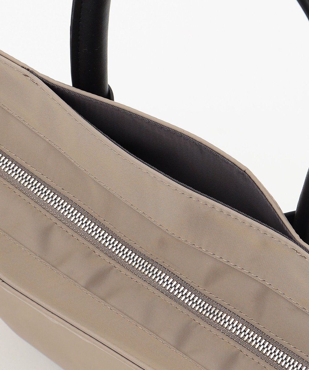 Y'SACCS ナイロン×リサイクルレザー　ホック2WAYトート　Sサイズ 