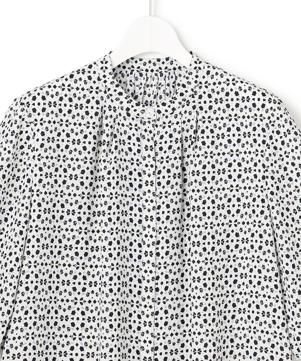 23区 S 【先行予約】カレイドスコーププリント バンドカラー ブラウス 