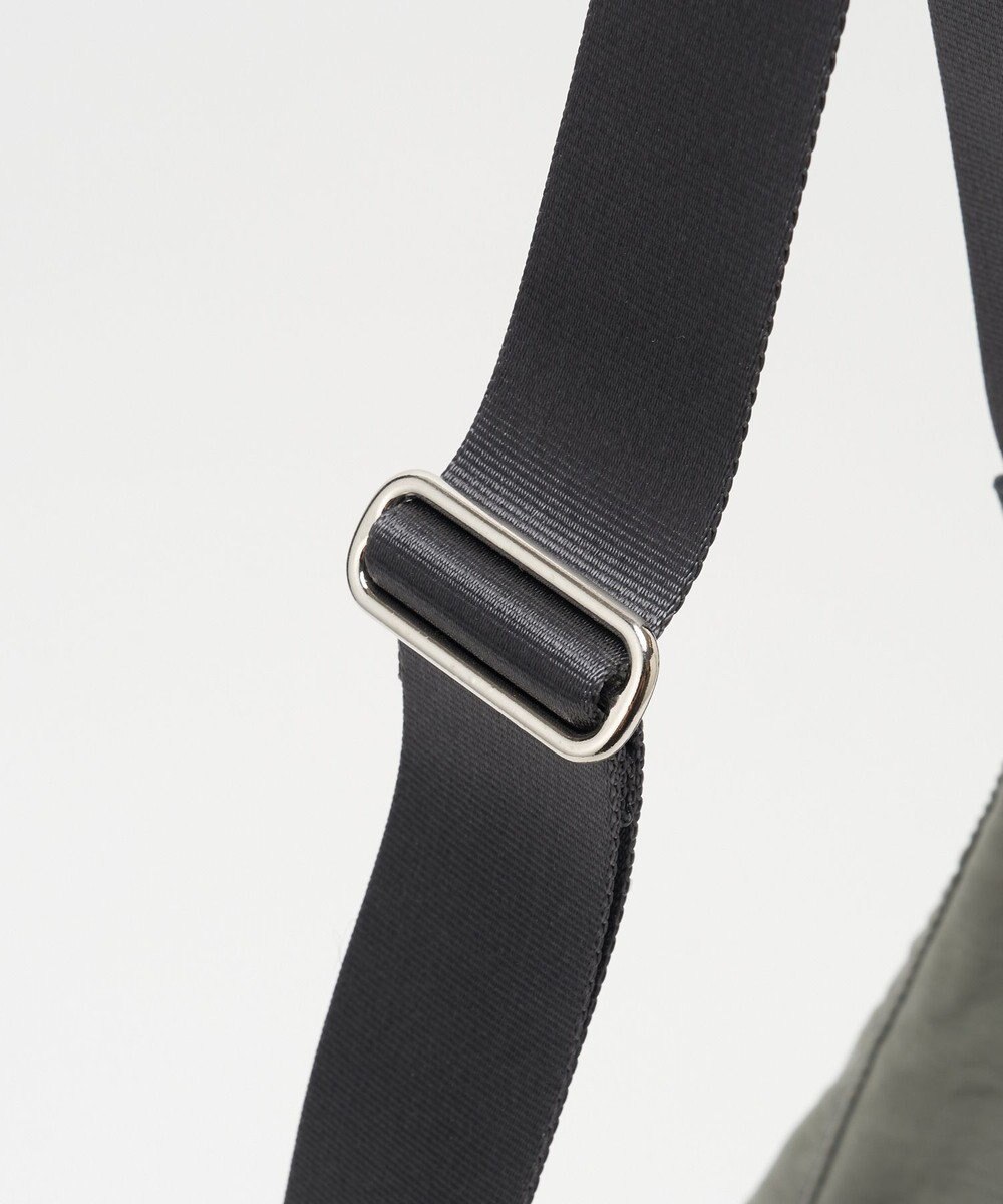 russet ナイロンバナナボディバッグ(CE-1710) 