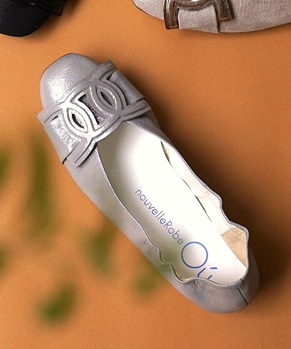 nouvelleRobe Oū 新色追加【本革・高反発】Chain Buckle Ornament スクエアトゥパンプス 