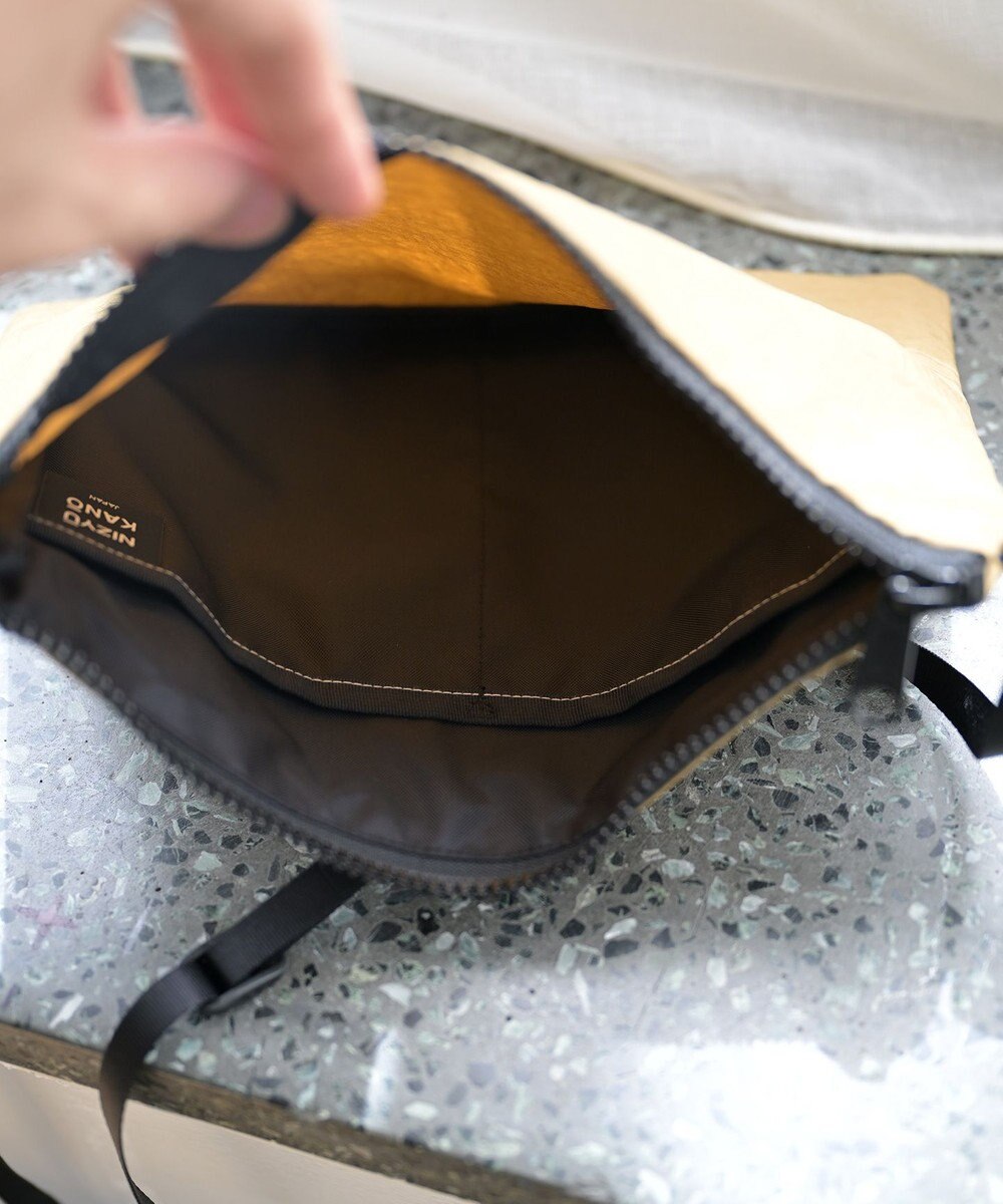 NIZYU KANO LIGHT NYLONサコッシュSS 