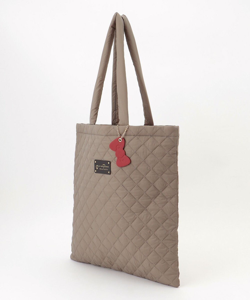 LA BAGAGERIE 【LA BAGAGERIE×HELLO KITTY】リボンチャーム付き　キルティングトート 