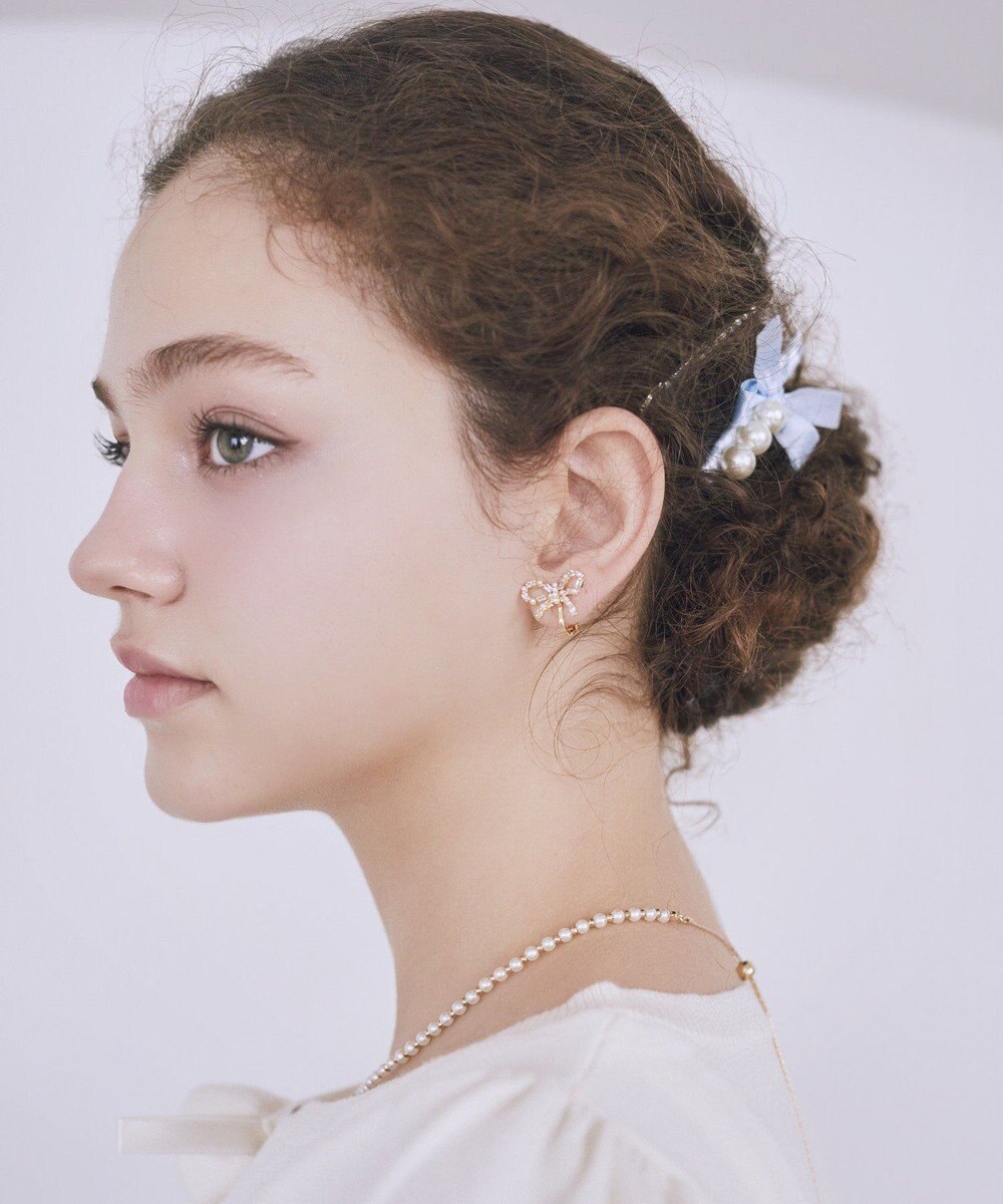 Maison de FLEUR ビジューリボンイヤリング 
