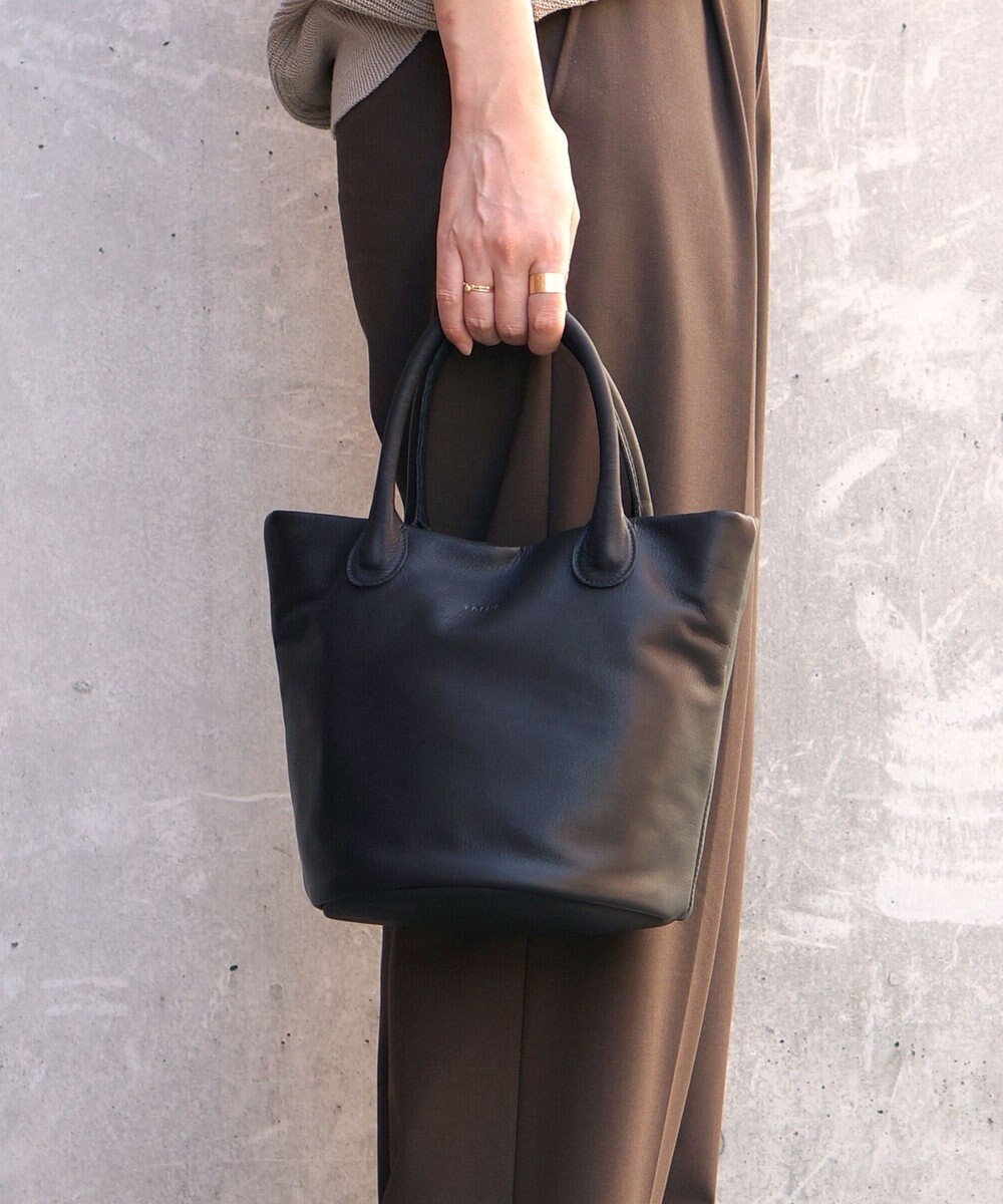 FOLNA RD ソフトレザートートバッグ 