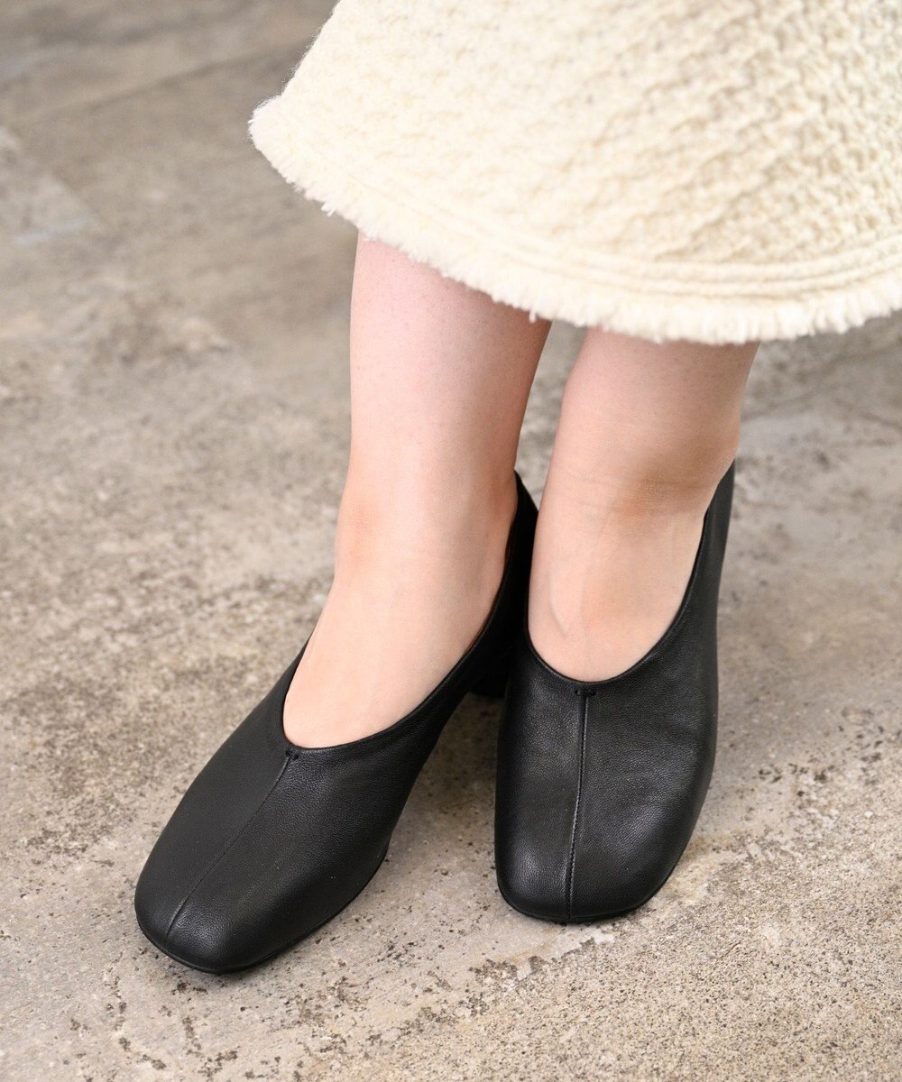 APOM オブリークトゥローヒールパンプス40 