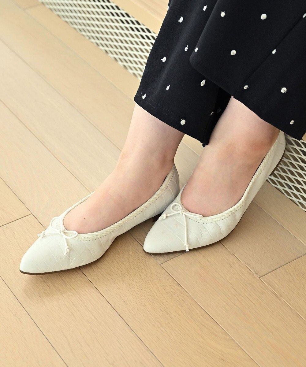 nouvelleRobe Oū 【本革・高反発】Pointed ポインテッドトゥ 型押しバレエシューズ 