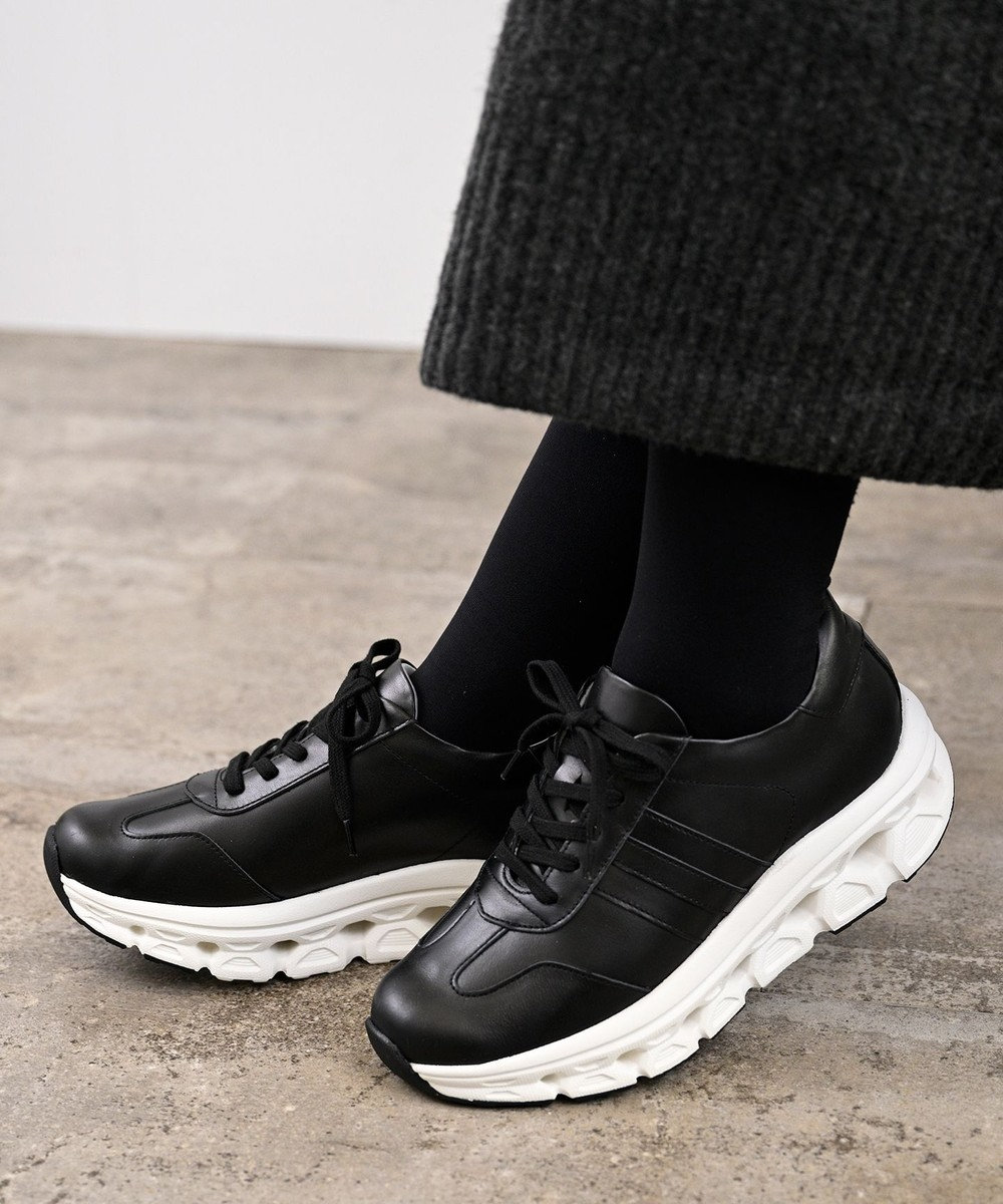 Pointer 日本製 本革 穴開きソールスニーカー 