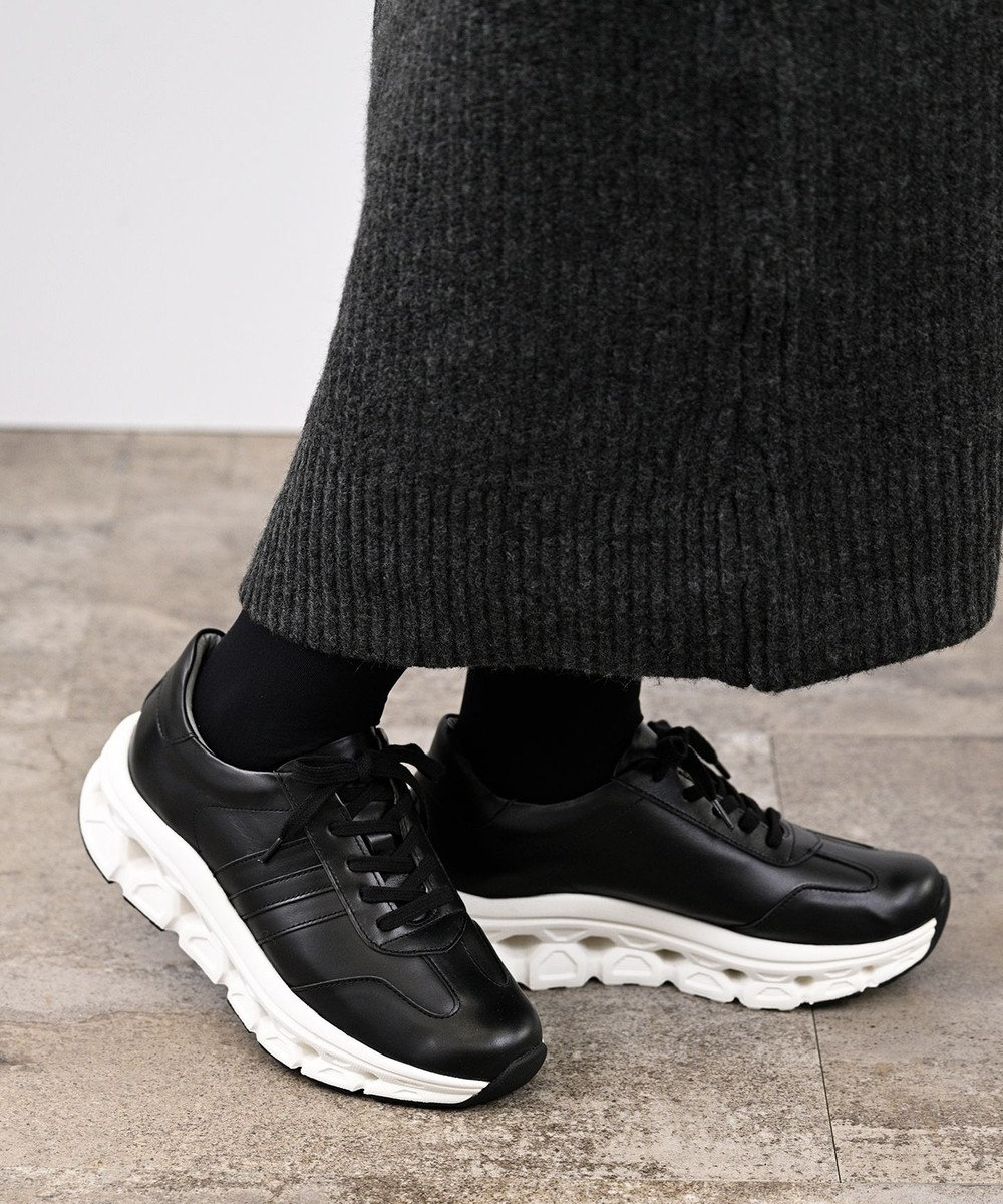 Pointer 日本製 本革 穴開きソールスニーカー 