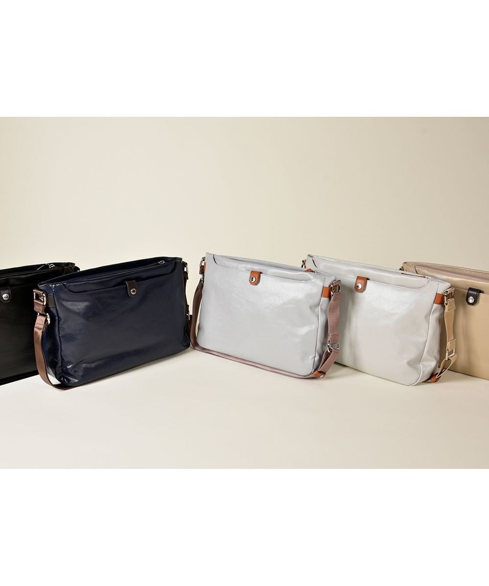 LA BAGAGERIE コーティングキャンバス ショルダーバッグ 