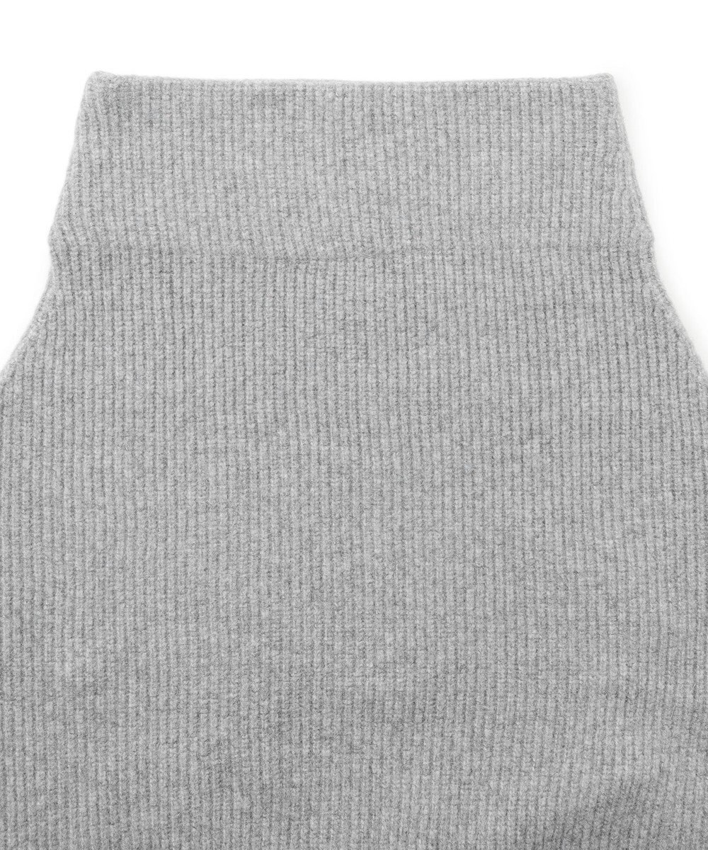 UNFILO 【WEB/一部店舗限定】ふわふわニット ケープスヌード 