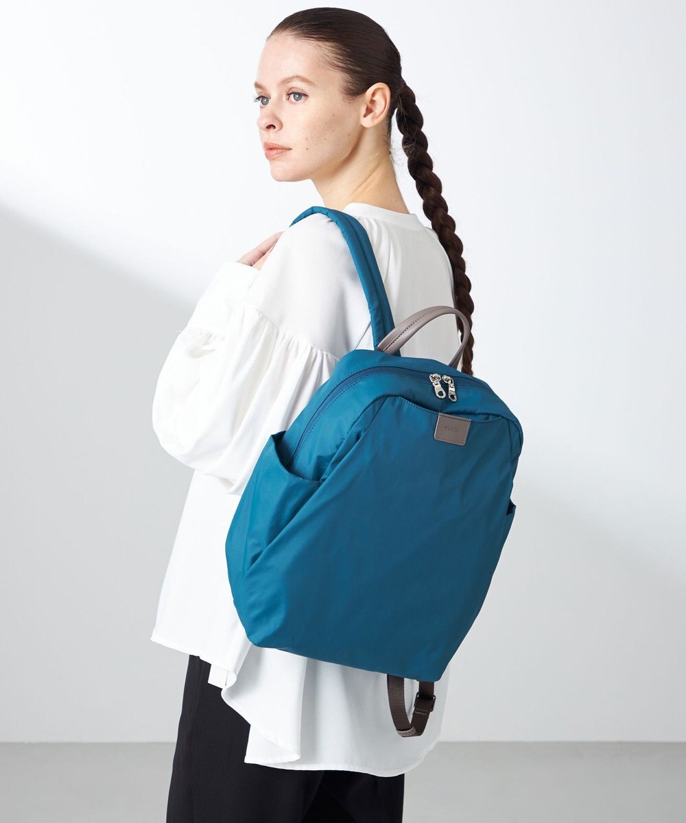 Y'SACCS 【ナイロンタフタ】トラベルデイパック 