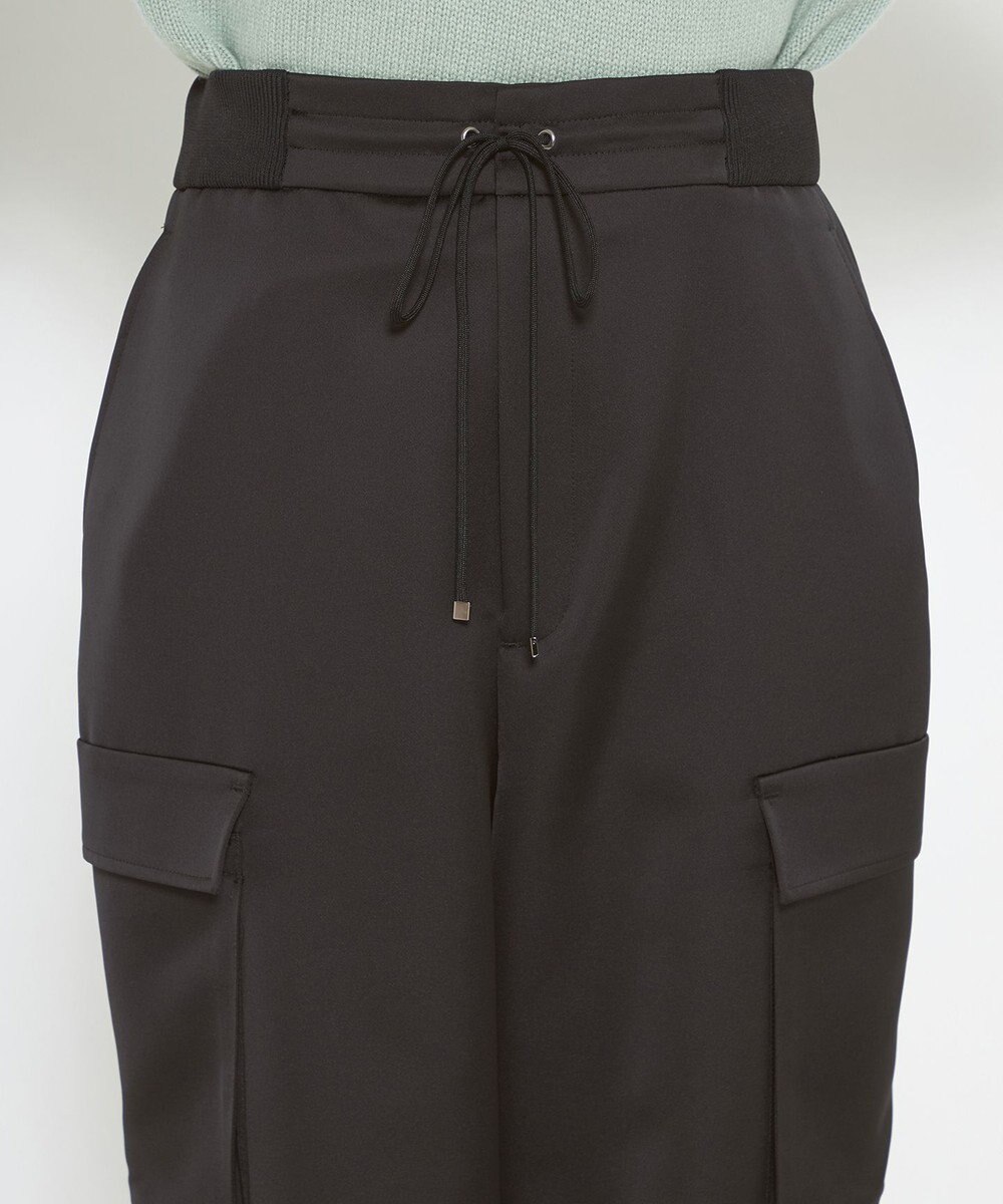 uncrave 【洗濯機洗い可】サテン イージーカーゴパンツ（uncrave WHITE） 