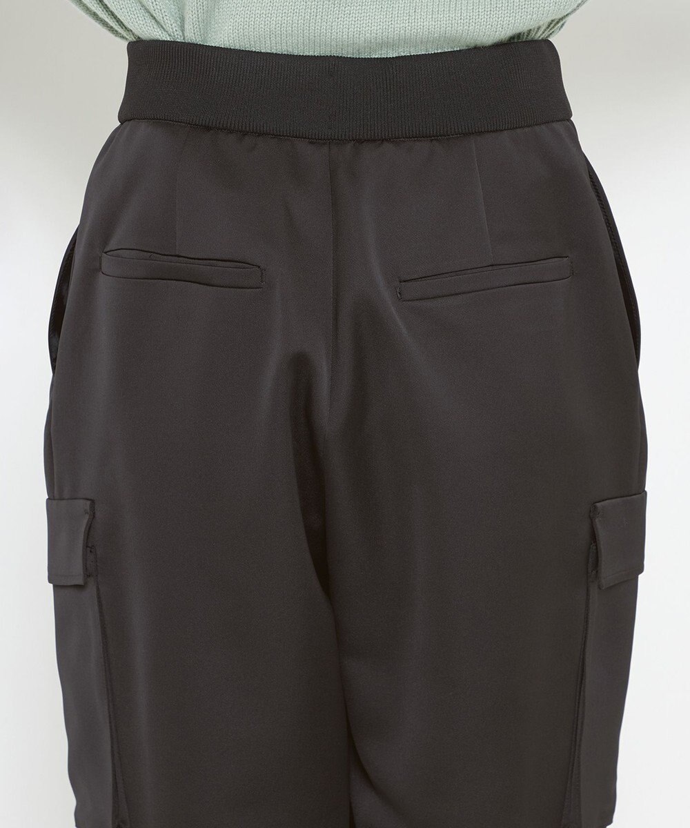 uncrave 【洗濯機洗い可】サテン イージーカーゴパンツ（uncrave WHITE） 