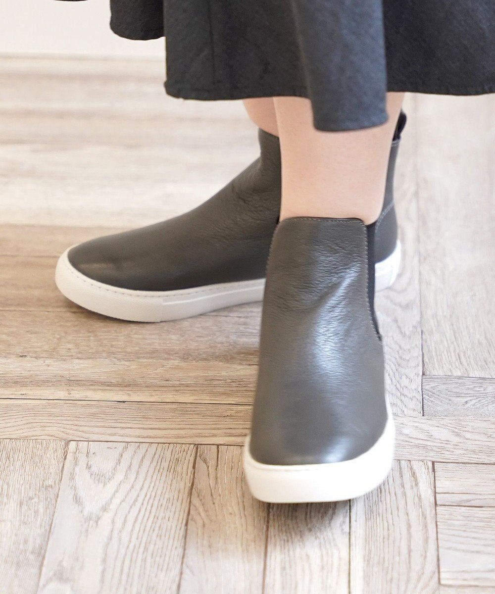 Pointer 本革サイドゴアショートブーツ 