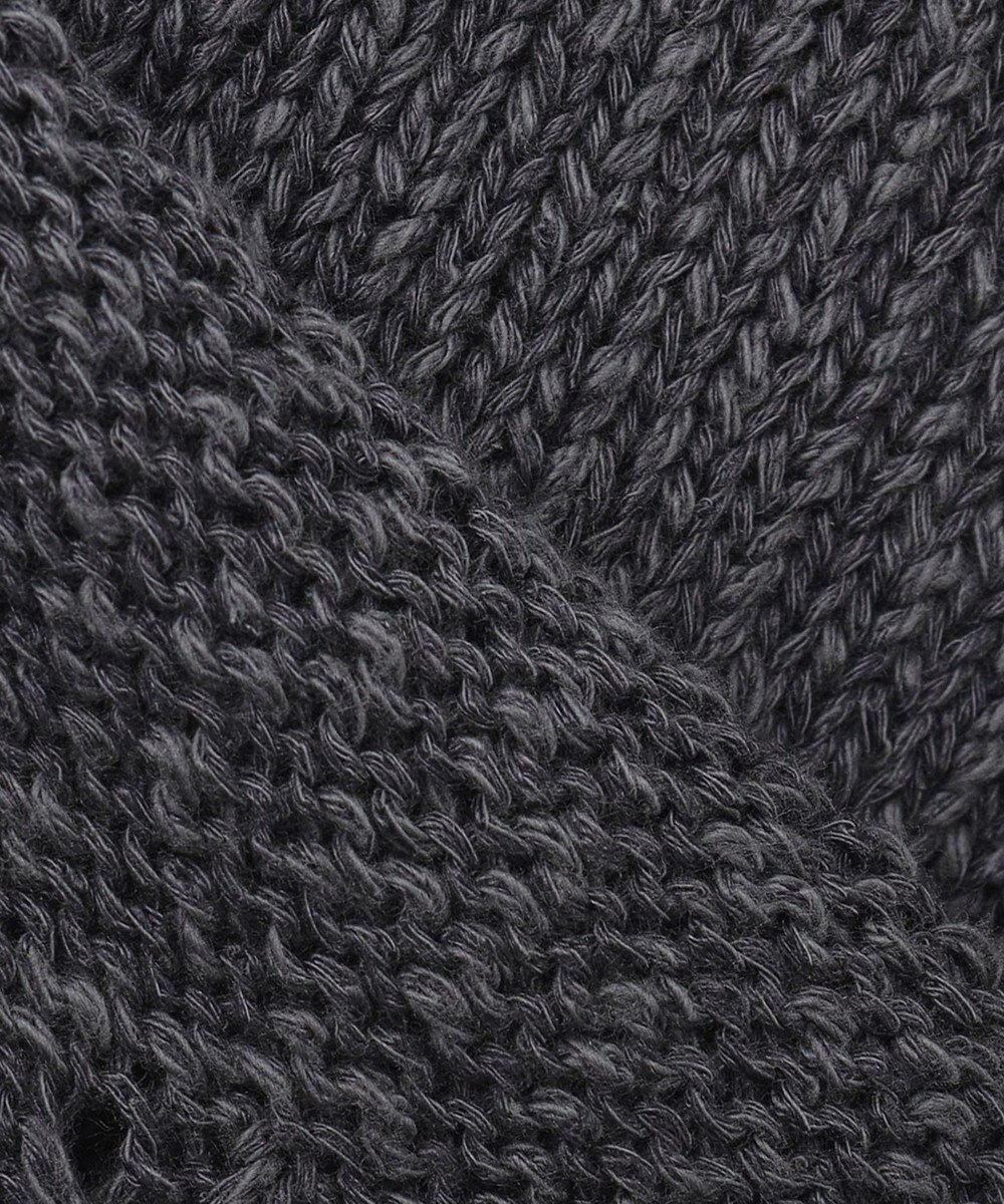 BEIGE， BAMBOO / Vネックニット 