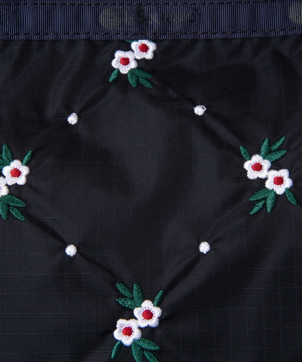 LeSportsac DELUXE EASY CARRY TOTE/フローラルラティスEMB 