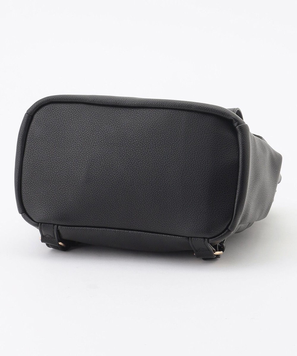 LA BAGAGERIE フロント金具デイリーリュック 