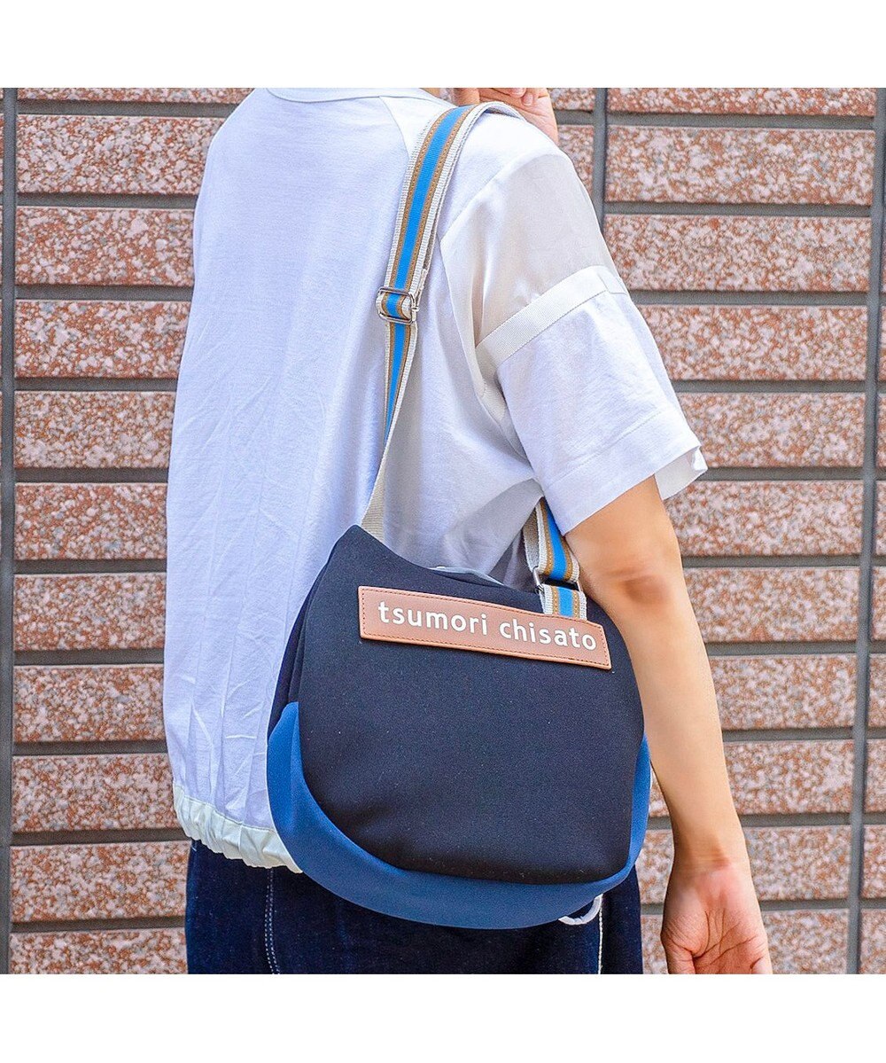 tsumori chisato CARRY ネコかおウレタン ショルダーバッグ 小サイズ 猫モチーフ 