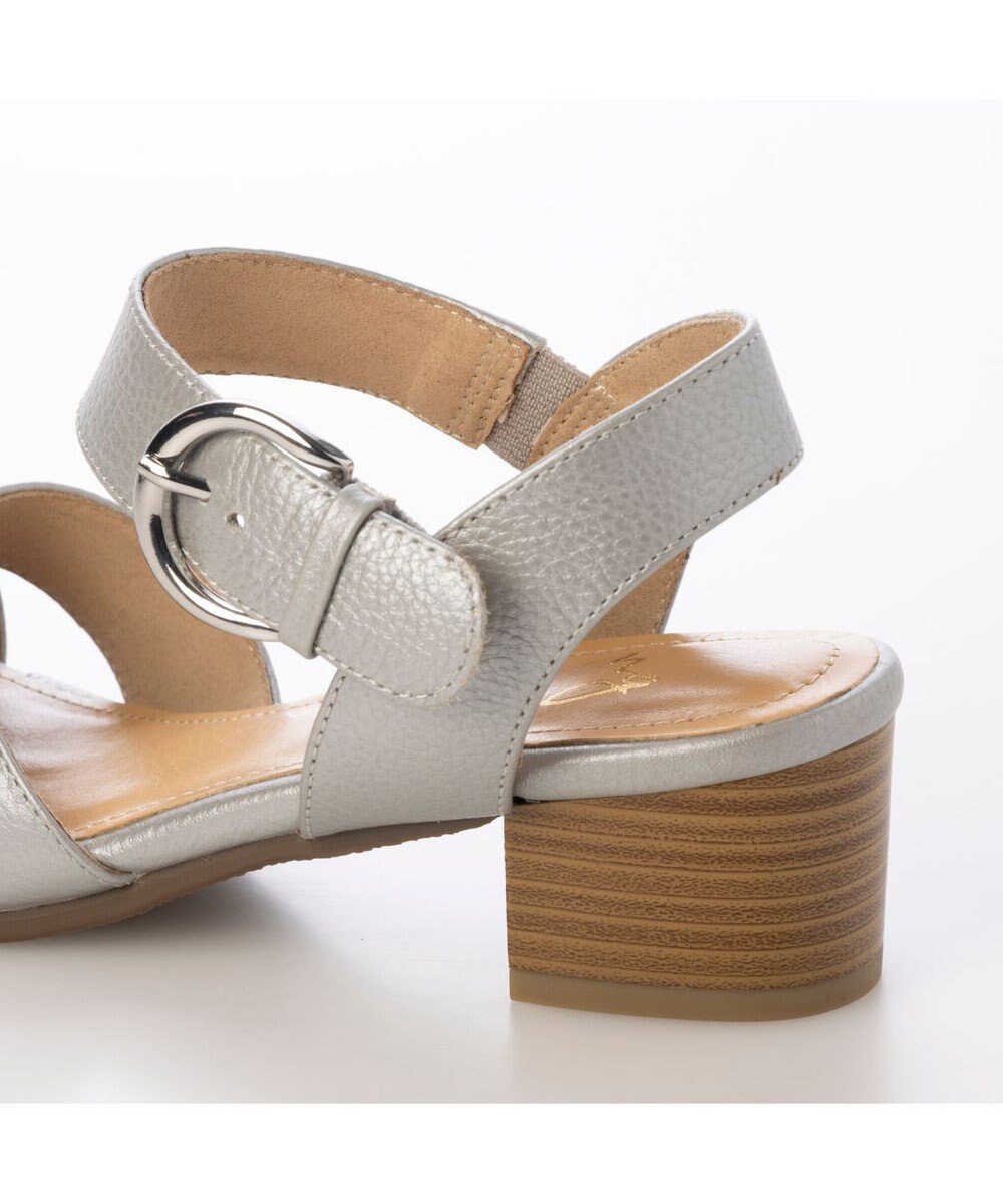 ing <ing>【WEB限定】【3E】ストラップクロスサンダル 