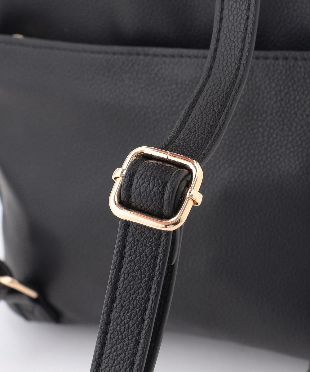 LA BAGAGERIE フロント金具デイリーリュック 