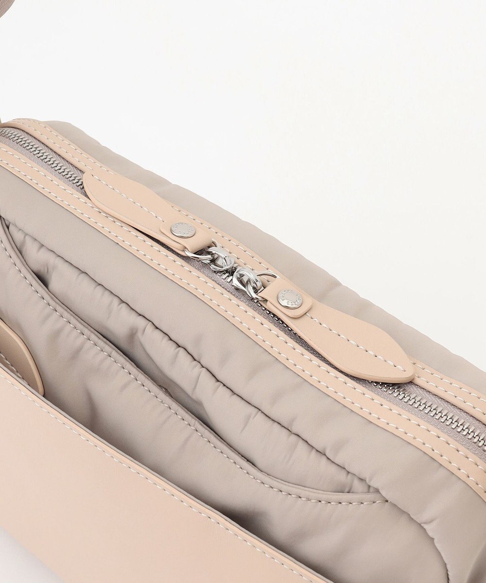 Y'SACCS シルキーリュクスショルダーバッグ 