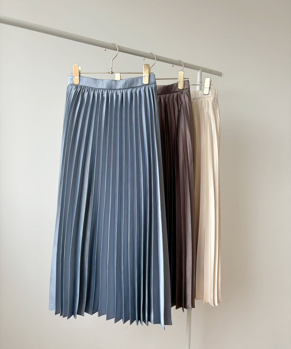 Feroux サテン プリーツスカート 