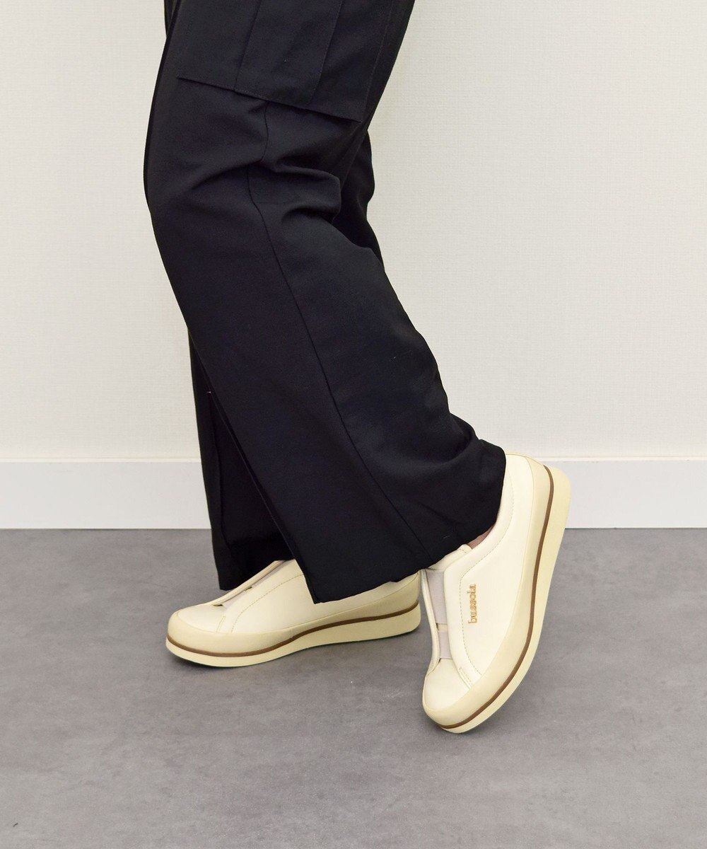 INTER-CHAUSSURES 【BUSSOLA】撥水フラットスリッポンスニーカー 