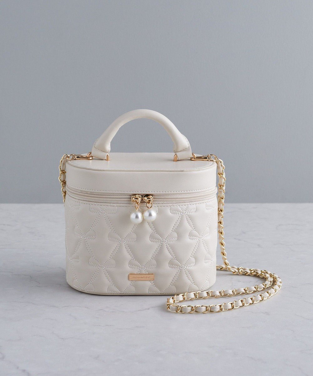 Maison de FLEUR リボンキルティングキューブショルダーバッグ 